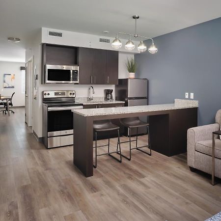 Stayapt Suites Houston-Nasa/Clear Lake Уэбстер Экстерьер фото